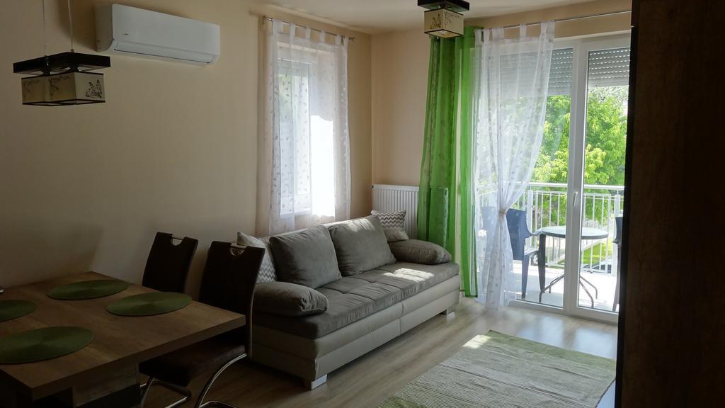 Sweet Home Apartment Győr Exterior foto